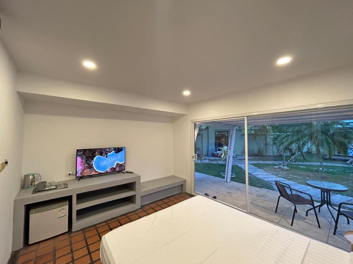Thiptara Resort - Adults Only Mae Nam Buitenkant foto